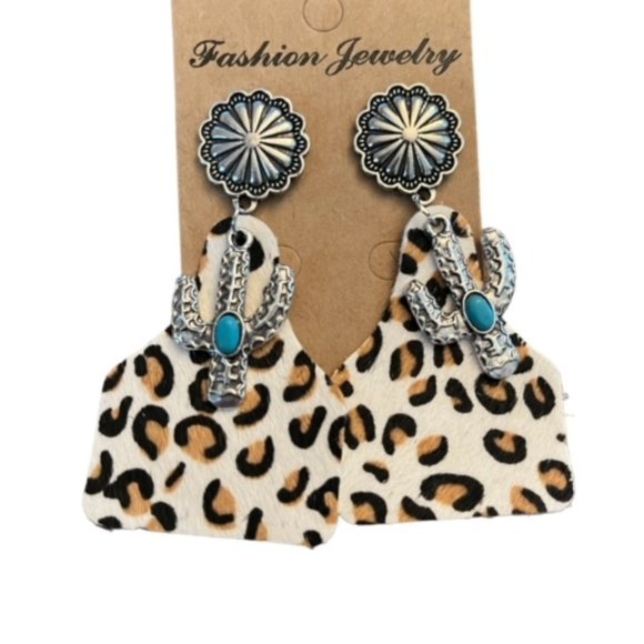 Western Earrings - Picture 1 of 1